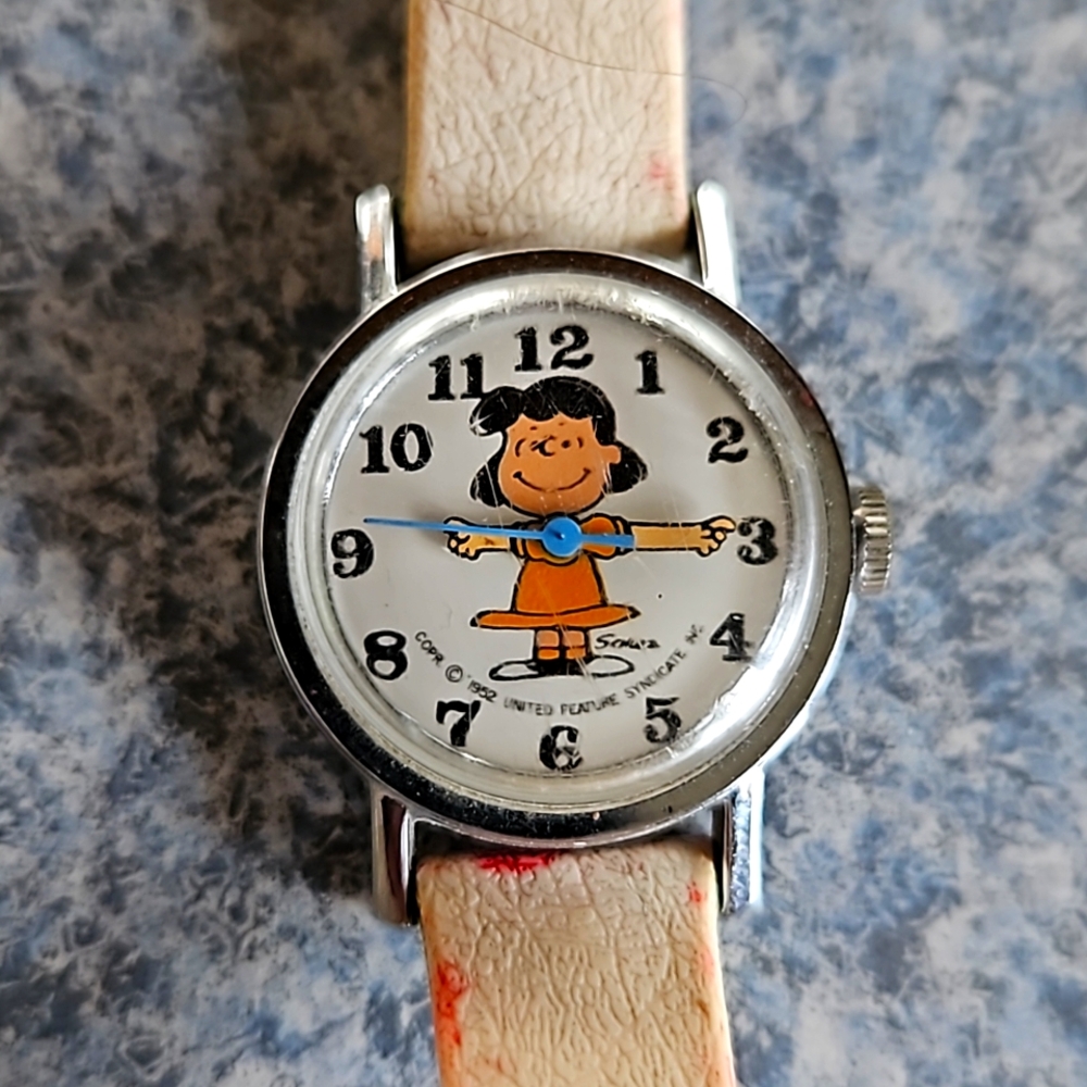 Peanuts Lucy Watch